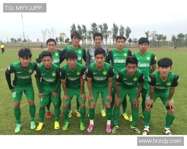 杭州足球队以58分领跑大师赛积分榜展现强劲实力