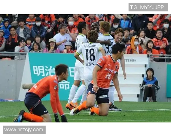 福田黄蜂迎战町田全力争胜期待精彩对决展现足球魅力