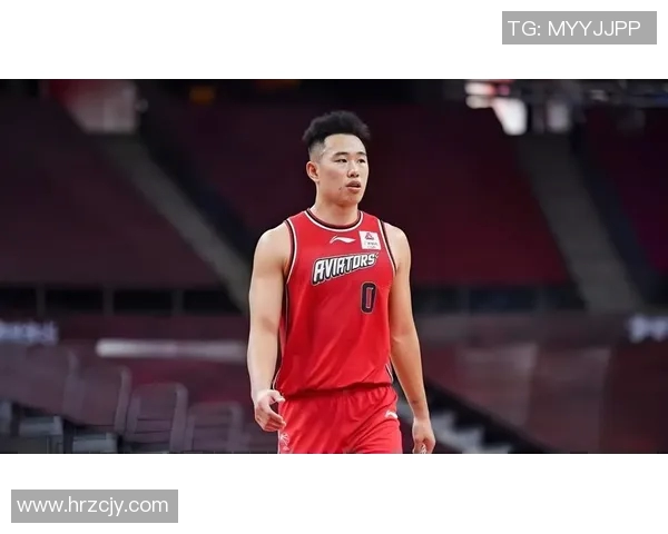 贺希宁：从篮球新星到全能球员的成长之路与未来展望