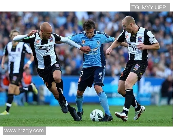 鲁能与悉尼FC激战正酣PPTV直播精彩瞬间回顾与分析